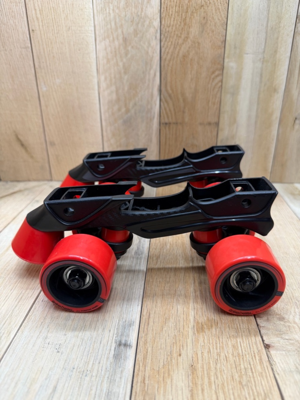 Roller Derby Roller Skate Replacement Truck Plate Wheels Black/Red/Carbon Fiber